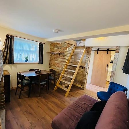 Cute And Cosy Little Cottage 히스필드 외부 사진