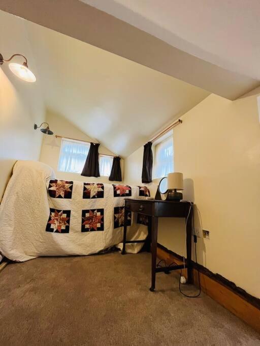 Cute And Cosy Little Cottage 히스필드 외부 사진