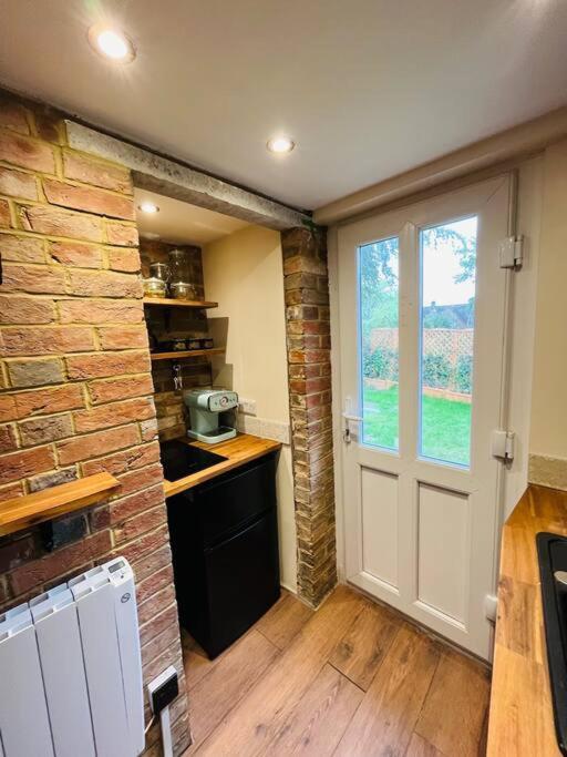 Cute And Cosy Little Cottage 히스필드 외부 사진